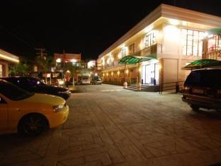 La Roca Veranda Suites & Restaurant 黎牙实比 外观 照片